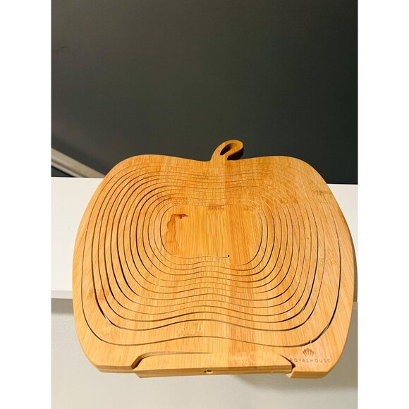 Apple-Shaped Wooden Collapsible Basket Trivet– Rustic Kitchen Decor - Picture 5 of 6